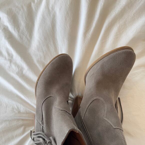 Howsty Marci Suede Western Bootie in Grey Size 39 - Picture 7 of 8